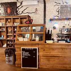 Honey Locust Farms - Cafe counter