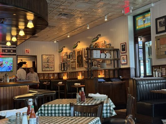D.L. Mack’s by null