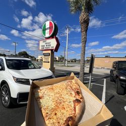 Alberto's Pizzeria Italian Restaurant