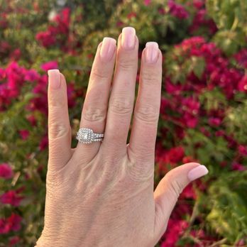 Nail Studio Coronado - Thank you Tanya for my beautiful new manicure! Dip powder with chrome overlay. - Nail Salons Near Me - Coronado, California Nail Studio Coronado - Thank you Tanya for my beautiful new manicure! Dip powder with chrome overlay. - Nail Salons Near Me - Coronado, California