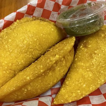 Arepa Venezuelan Kitchen - Bellevue - Empanadas Near Me - Bellevue, Washington