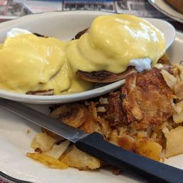 Eggs Benedict Eggs Benedict