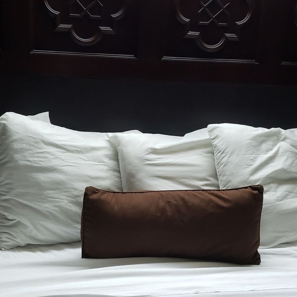 Holiday Hotel & Resort - This is the bed, looks like someone slept in it already. - Hotels Near Me - Holiday, Florida Holiday Hotel & Resort - This is the bed, looks like someone slept in it already. - Hotels Near Me - Holiday, Florida