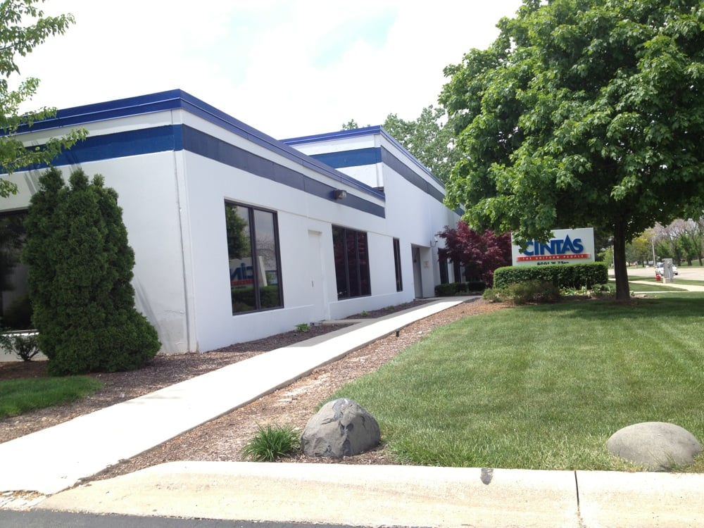 CINTASTHE UNIFORM PEOPLE 6001 W 73rd St, Chicago, Illinois Phone