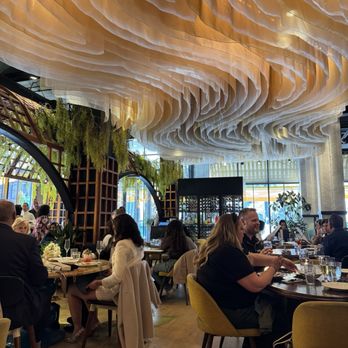 Alla Vita - interior - Italian Near Me - Chicago, Illinois
