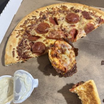 Little Caesars Pizza - Trash pizza - Pizza Near Me - Sulphur, Louisiana Little Caesars Pizza - Trash pizza - Pizza Near Me - Sulphur, Louisiana