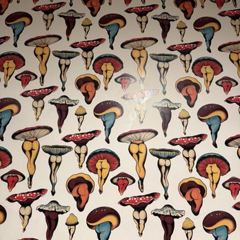 Morella - Women's bathroom fun wallpaper print! - Italian Near Me - San Francisco, California
