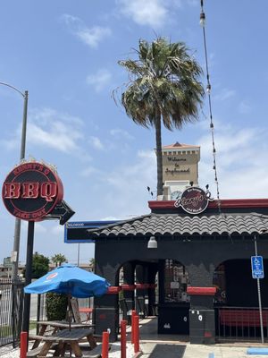 Kenny's Q Bar-B-Q by null