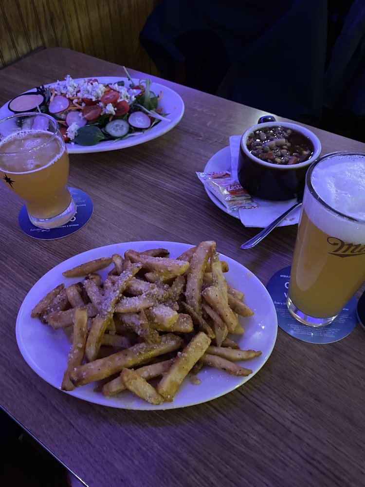 Food from Joe's Tavern
