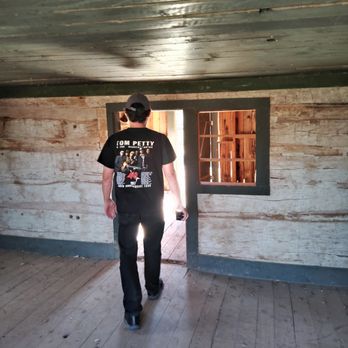 Grafton Ghost Town & Graveyard - Low ceilings for some! - Landmarks & Historical Buildings Near Me Grafton Ghost Town & Graveyard - Low ceilings for some! - Landmarks & Historical Buildings Near Me