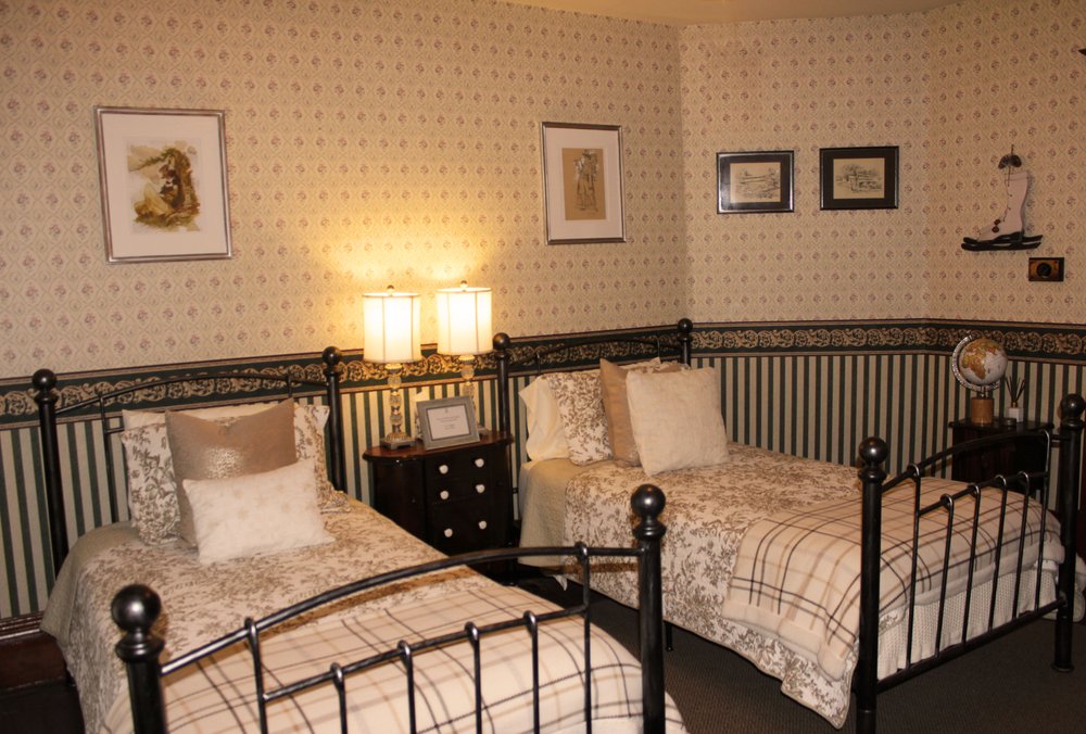 THE RED KETTLE INN BED AND BREAKFAST Updated August 2024 12 Photos