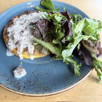 Kitchen Social - Sausage gravy frittata - Cocktail Bars Near Me - Beachwood, Ohio Kitchen Social - Sausage gravy frittata - Cocktail Bars Near Me - Beachwood, Ohio