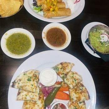 Cha Cha's Latin Kitchen - Nachos Cha Cha's Fresh Guacamole Chicken Flautas - Bars Near Me - Brea, California Cha Cha's Latin Kitchen - Nachos Cha Cha's Fresh Guacamole Chicken Flautas - Bars Near Me - Brea, California