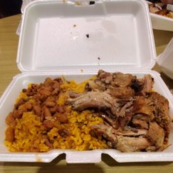 Cibao Kitchen - Pork shoulder w/ rice & beans