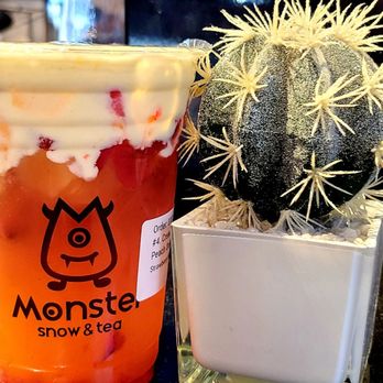 Pike Kitchen - Strawberry buts cream cheese white peach oolong - Korean Near Me - Rockville, Maryland Pike Kitchen - Strawberry buts cream cheese white peach oolong - Korean Near Me - Rockville, Maryland