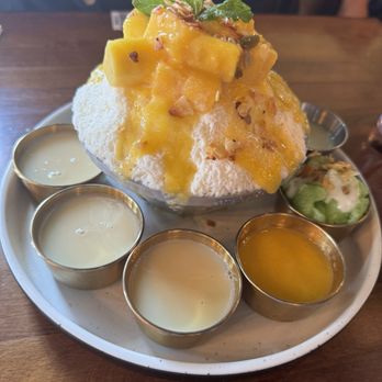 U :Dessert Story - Mango Sticky Rice Bingsu - Desserts Near Me - Berkeley, California