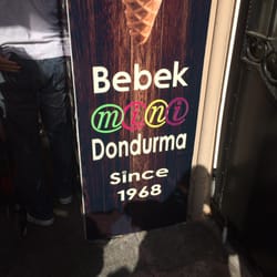 Mini Dondurma - Önünde kuyruk olunan mekanların hastasıyız. Bebek Mini Dondurma