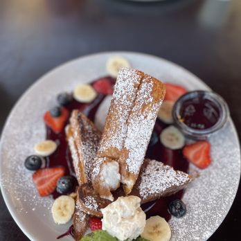 Everyday Eatery - French Toast Forever - Cafes Near Me - Irvine, California