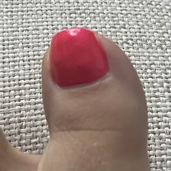 Sun Nail Spa - Wednesday's (August) polish, was obviously not leveled out well - Nail Salons Near Me - Las Vegas, Nevada