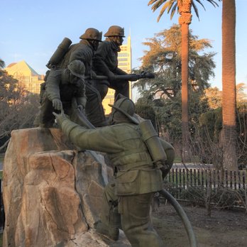 Capitol Park - Parks Near Me - Sacramento, California