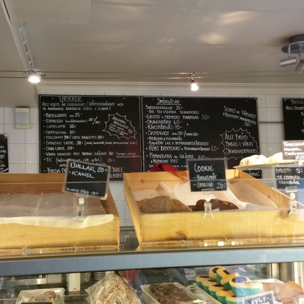 Hellmanska Gårdens Café - Restaurants Near Me - Nyköping, E