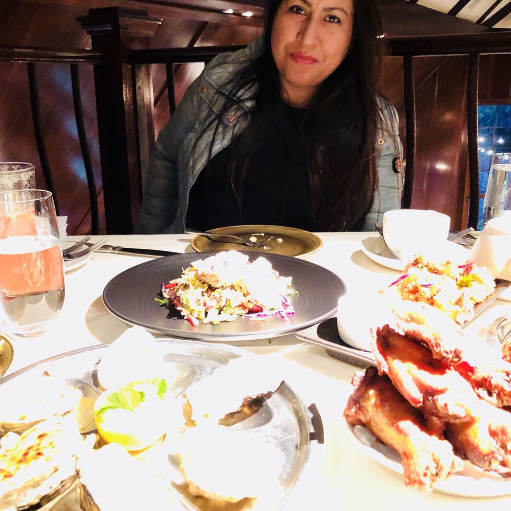 Buckeye Roadhouse - Crispy Calamari and Shrimp chicken wins - American Near Me - Mill Valley, California