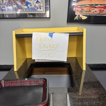 Larry's Giant Subs - Trash can closed - Sandwiches Near Me - Savannah, Georgia Larry's Giant Subs - Trash can closed - Sandwiches Near Me - Savannah, Georgia
