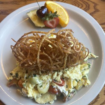 Farmhouse Cafe - Lake placid - American Near Me - Lake Placid, New York