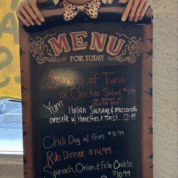 Mikey's Family Restaurant - Diners Near Me - Mesa, Arizona