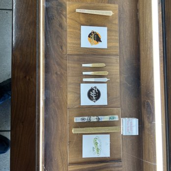 MedMen West Hollywood - Prerolls - Cannabis Clinics Near Me - West Hollywood, California MedMen West Hollywood - Prerolls - Cannabis Clinics Near Me - West Hollywood, California