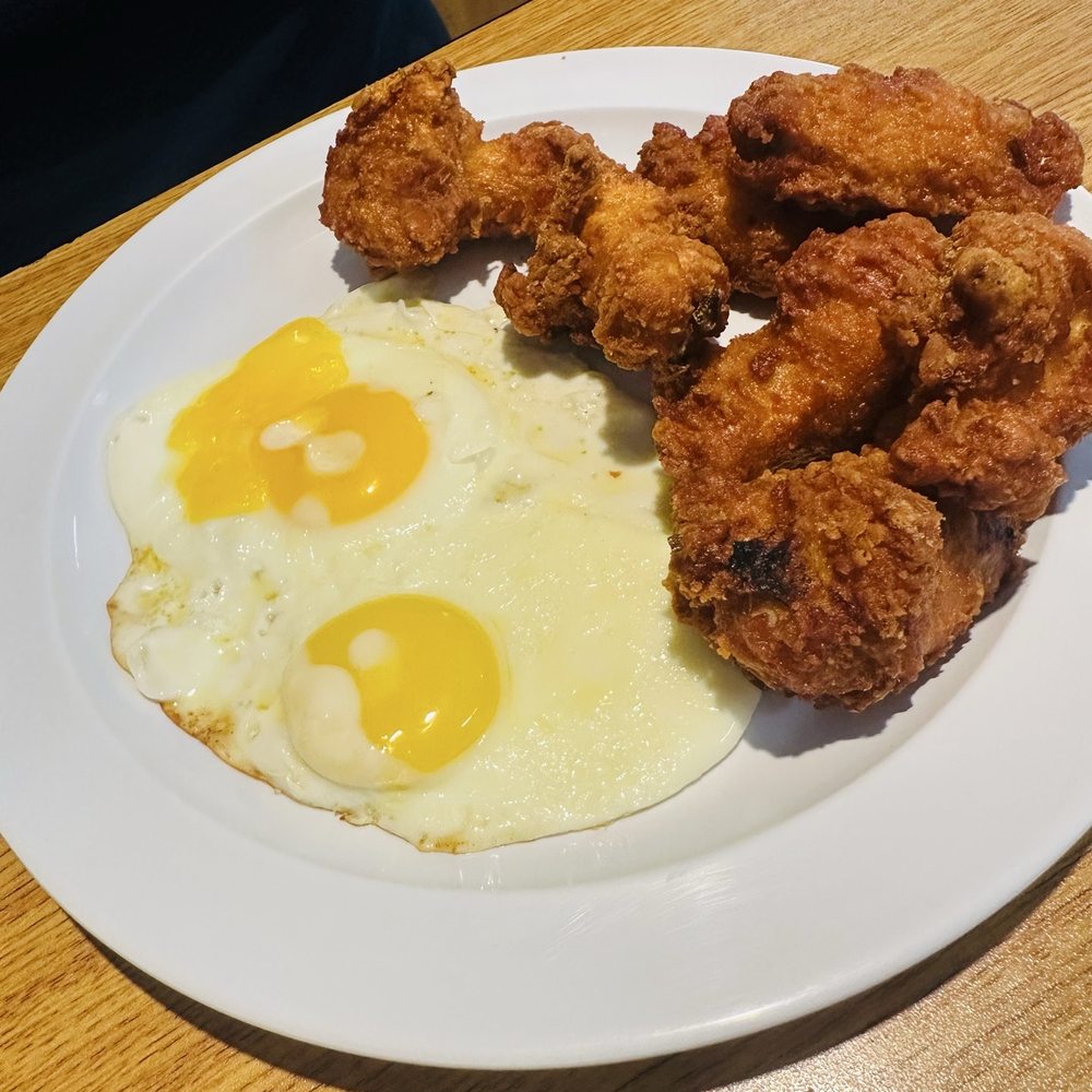 Maggie's Restaurant - Waffle and Wings - Burgers Near Me - Vallejo, California Maggie's Restaurant - Waffle and Wings - Burgers Near Me - Vallejo, California