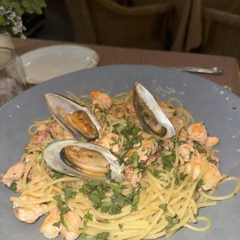 Solar de las Animas - Spaghetti con mariscos - Hotels Near Me - Tequila, JAL Solar de las Animas - Spaghetti con mariscos - Hotels Near Me - Tequila, JAL