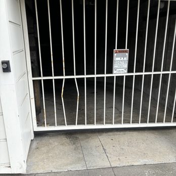 Rolling Gates - Broken garage door - Fences & Gates Near Me - Walnut Creek, California