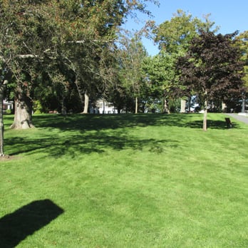 Library Park - A green park - Parks Near Me - Bath, Maine