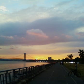 The Belt Parkway Promenade - Parks Near Me - Brooklyn, New York