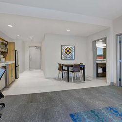Home2 Suites by Hilton Richmond - Guest room amenity