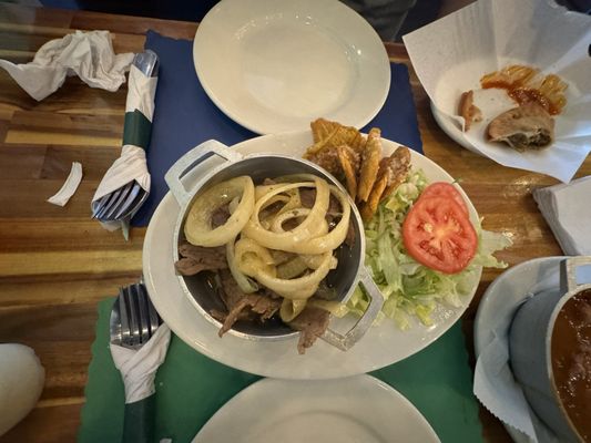 Freddy & Tony's Restaurant by null