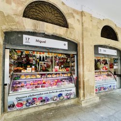 Mercado Central de Abastos - Deli stores