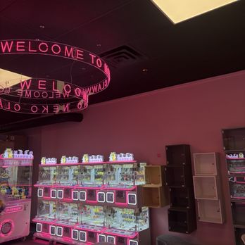 Neko Clawww - Arcades Near Me - Roseville, Minnesota Neko Clawww - Arcades Near Me - Roseville, Minnesota