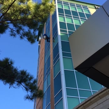 Texas Window Cleaning - Window Washing Near Me - Houston, Texas Texas Window Cleaning - Window Washing Near Me - Houston, Texas