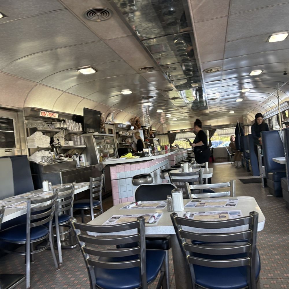 Martindale Chief Diner - Interior is clean and welcoming. - Sandwiches Near Me - Craryville, New York
