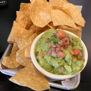 Dirty Taco and Tequila - Patchogue - Guacamole and chips - Tacos Near Me - Patchogue, New York