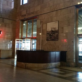 Amtrak - Very utilitarian design - Train Stations Near Me - Portland, Oregon Amtrak - Very utilitarian design - Train Stations Near Me - Portland, Oregon