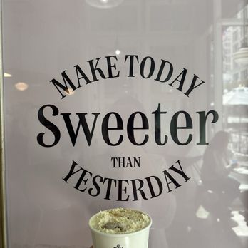 Magnolia Bakery - Bakeries Near Me - Chicago, Illinois Magnolia Bakery - Bakeries Near Me - Chicago, Illinois