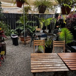 Seating area Seating area