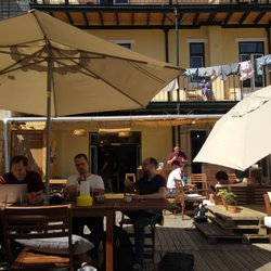 The Block Cafe - Animated terrace