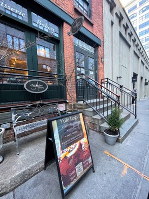 Almondine Bakery by null