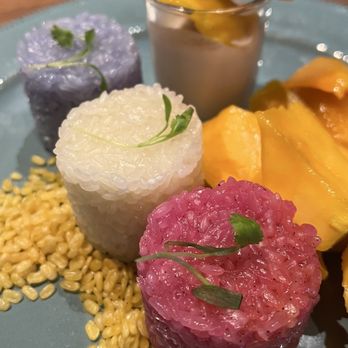 Star Leaf - Mango sticky rice - Asian Fusion Near Me - Pasadena, California