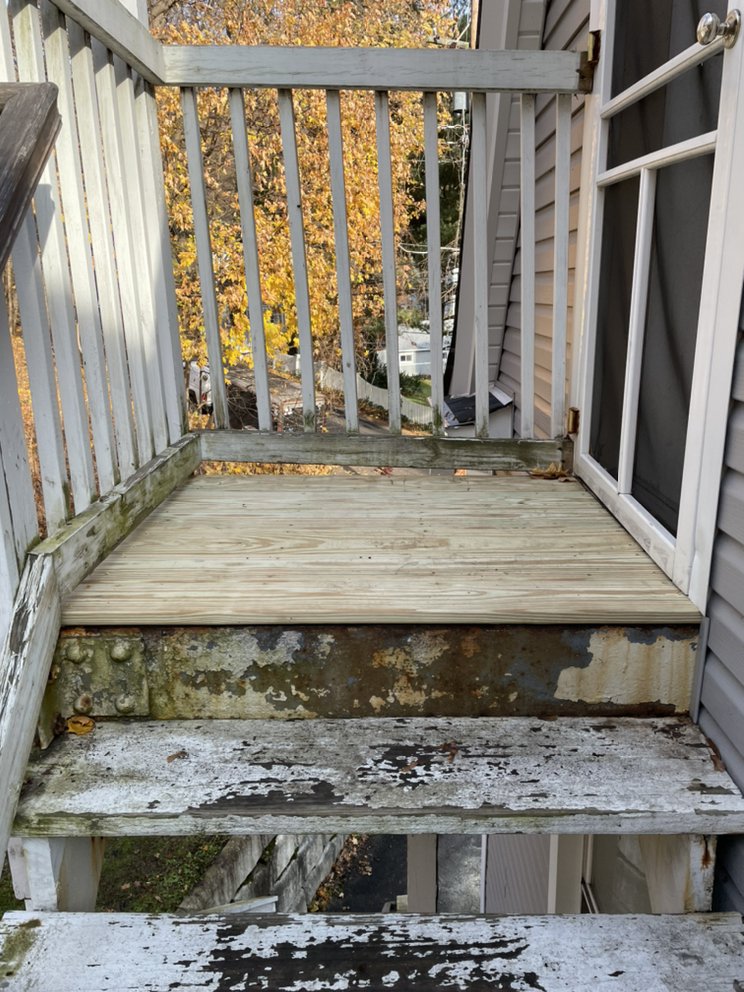 Slide of Mikes Discount Handyman