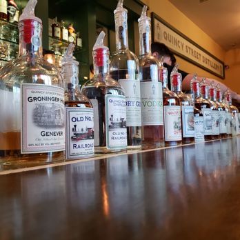 Quincy Street Distillery - The amazing 10+ samplings - Distilleries Near Me - Riverside, Illinois Quincy Street Distillery - The amazing 10+ samplings - Distilleries Near Me - Riverside, Illinois